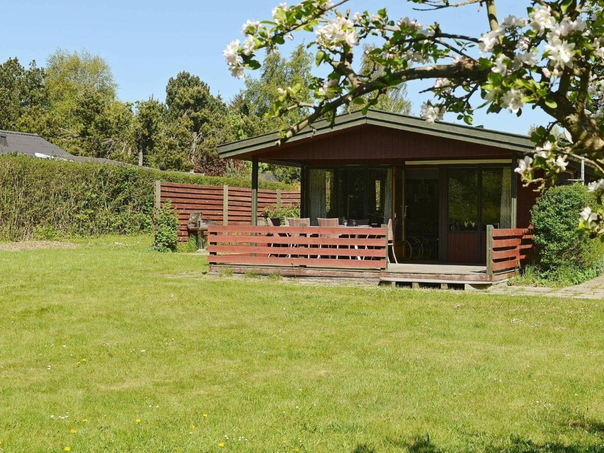 6 Person Holiday Home In Pr St Togeholt Bagian luar foto