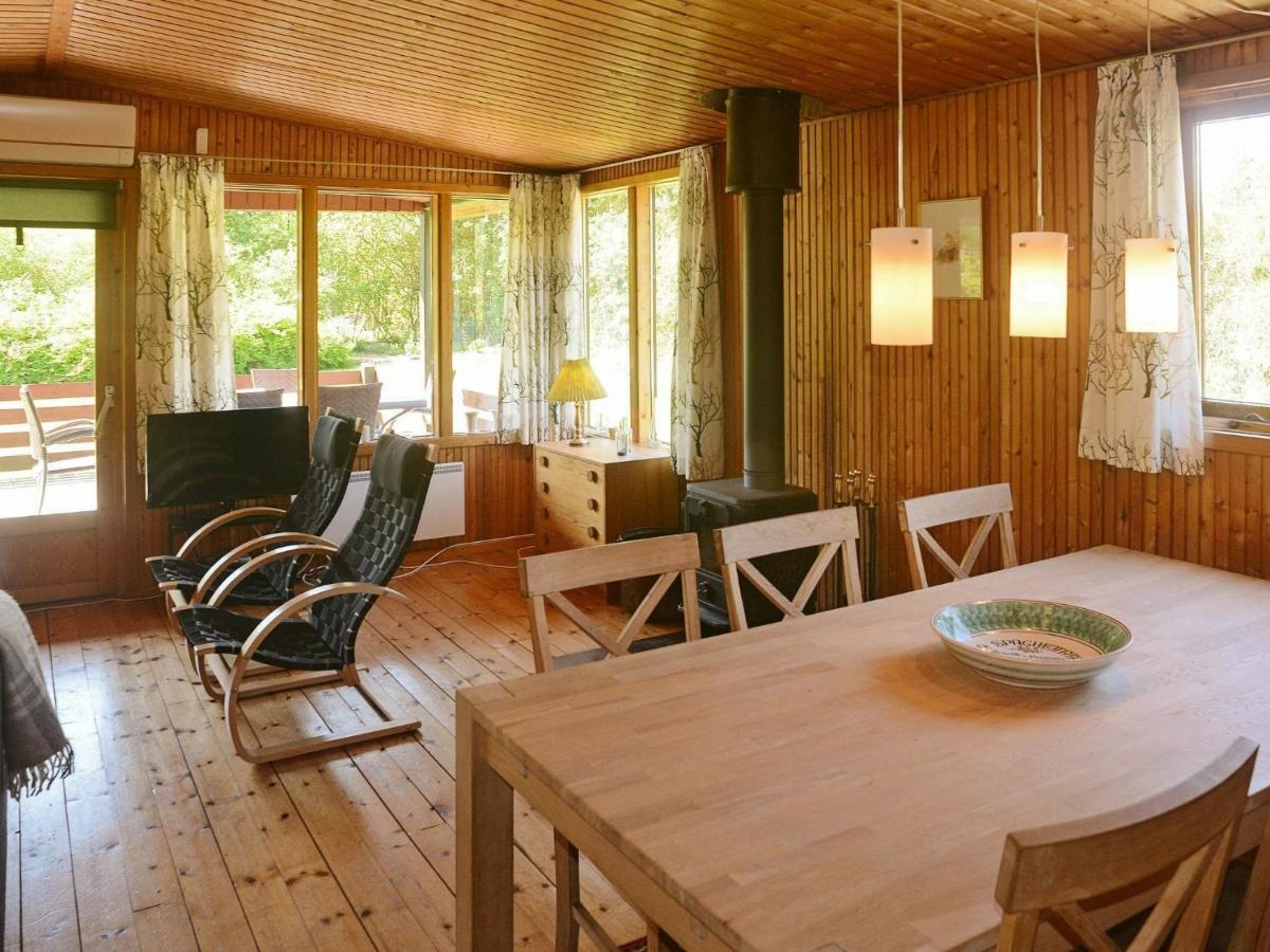 6 Person Holiday Home In Pr St Togeholt Bagian luar foto